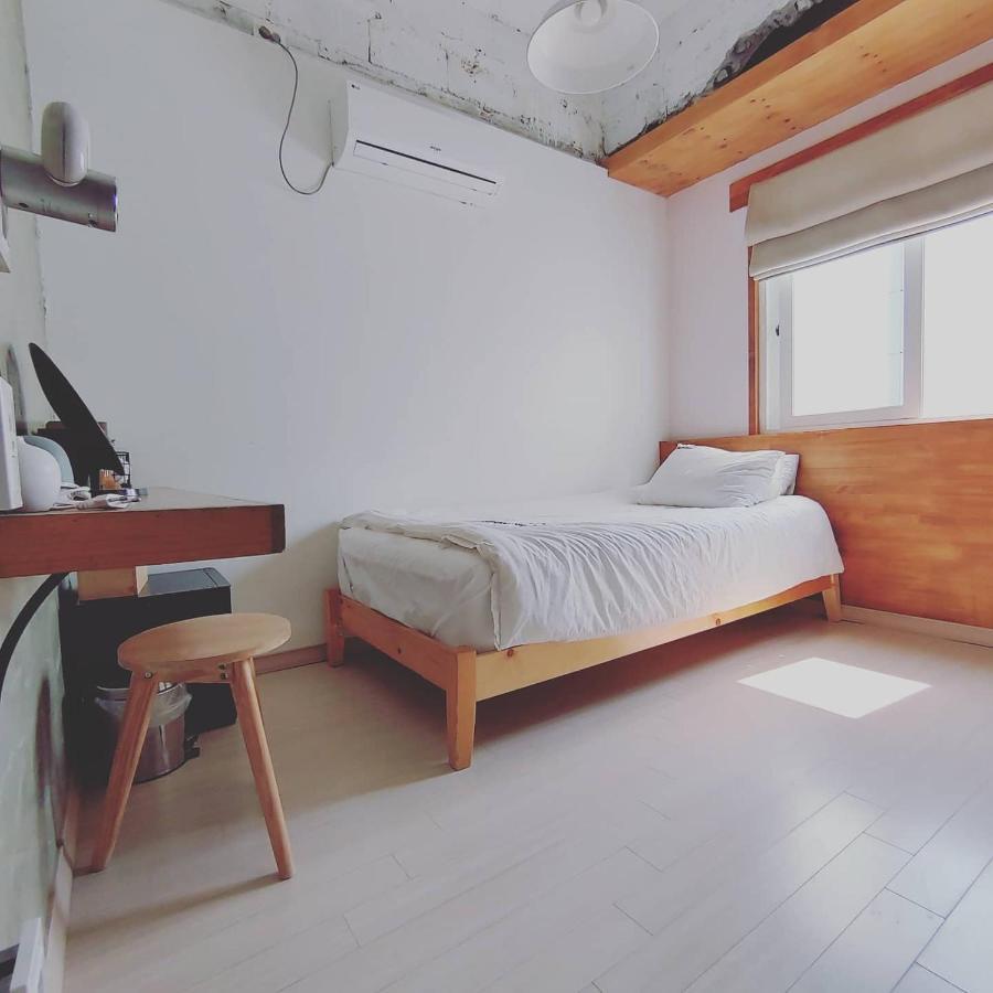 Good Day Mate Hostel Пусан Екстериор снимка