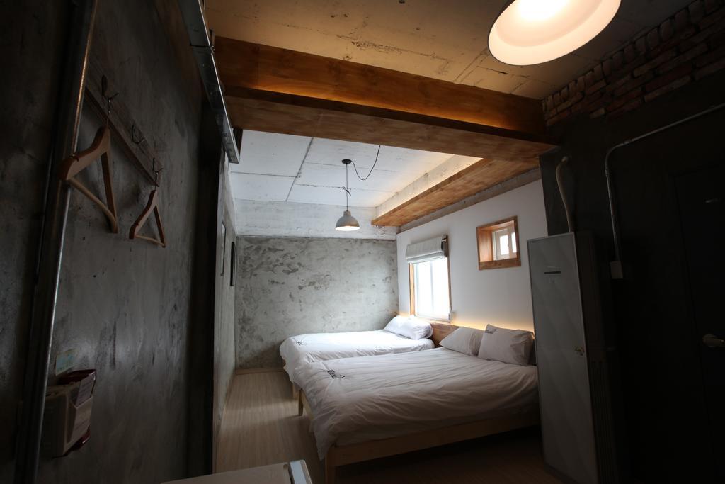 Good Day Mate Hostel Пусан Екстериор снимка
