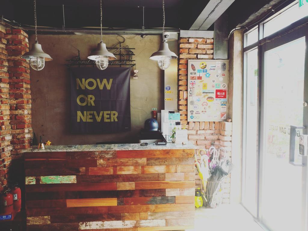 Good Day Mate Hostel Пусан Екстериор снимка